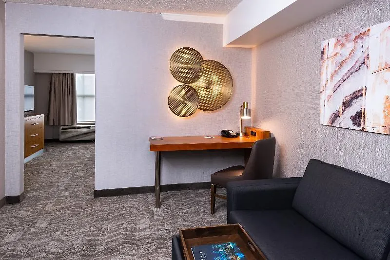 Holiday Inn Express & Suites Pittsburgh North Shore By Ihg USA