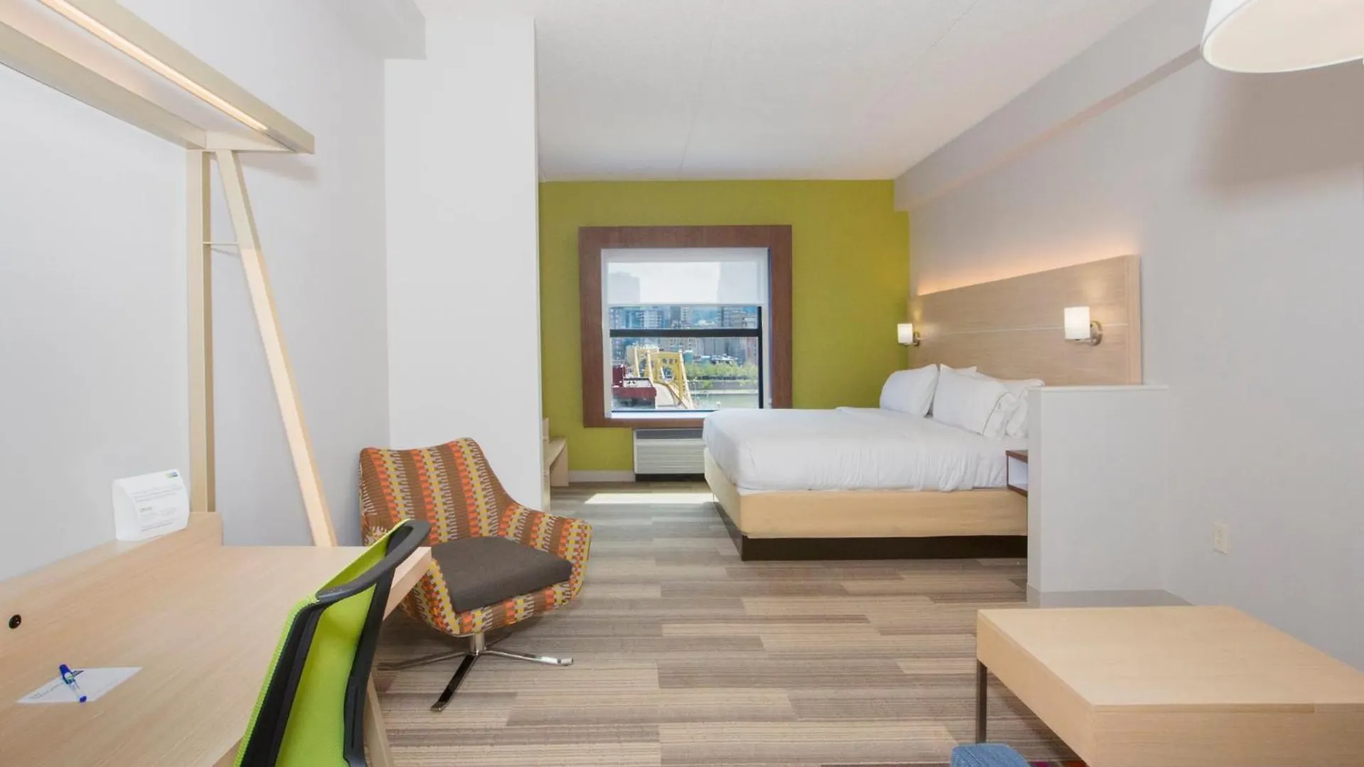 **** Hotel Holiday Inn Express & Suites Pittsburgh North Shore By Ihg United States
