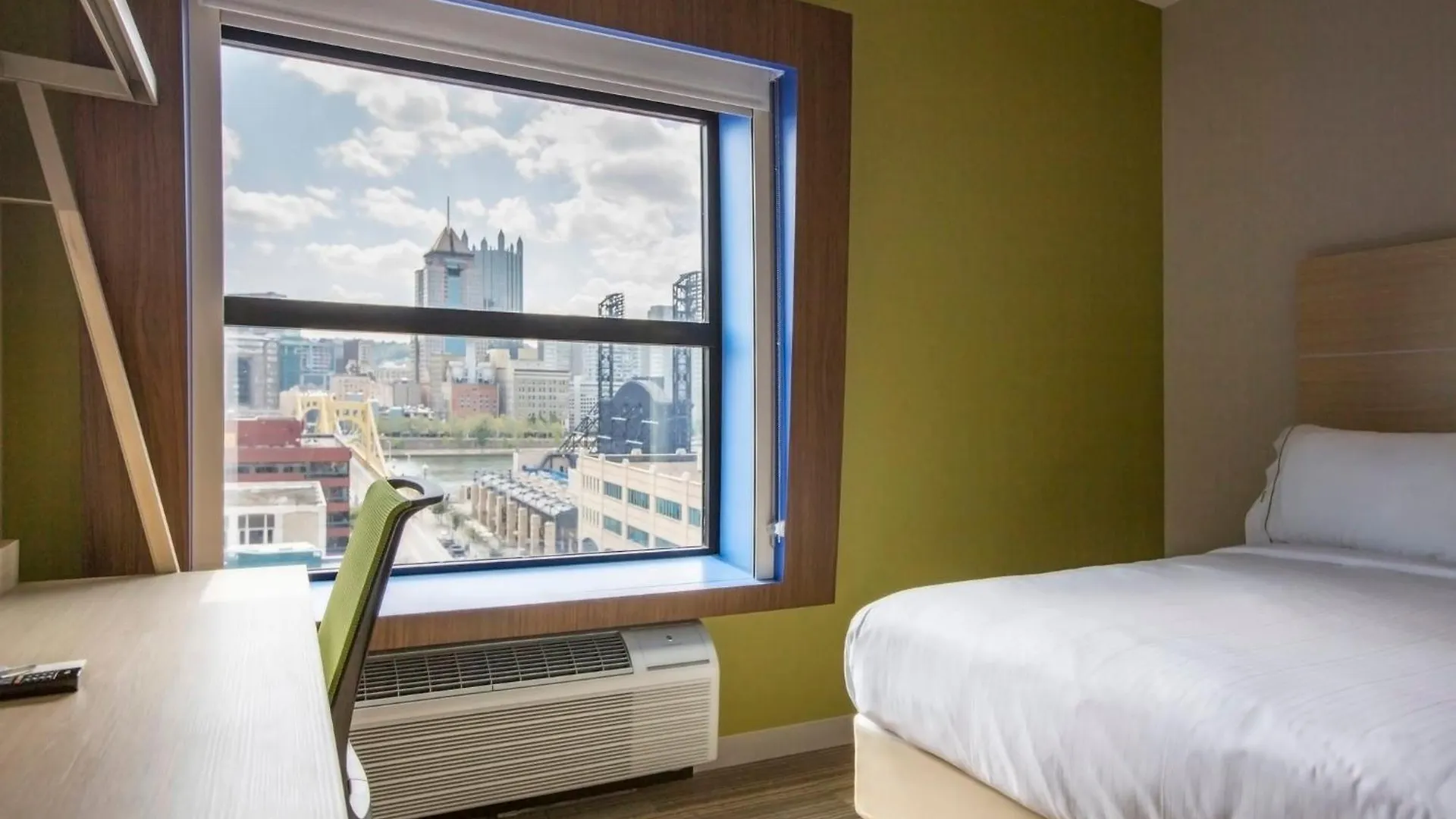 Hotel Holiday Inn Express & Suites Pittsburgh North Shore By Ihg