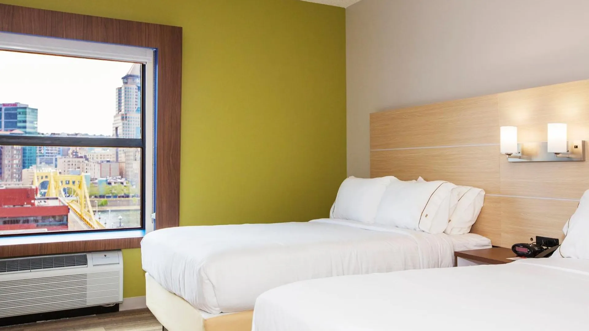 Holiday Inn Express & Suites Pittsburgh North Shore By Ihg Hotel